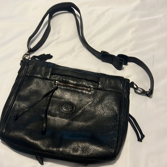 Roots Bags Roots Messenger Bag Poshmark